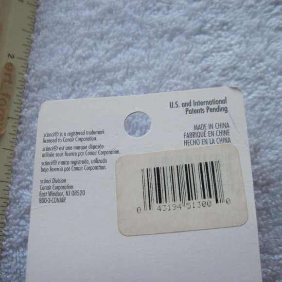 1 Scunci No Slip Grip Hold Sculpted Curved Plastic Open Holes Jaw Claw Hair Clip - Picture 8 of 12